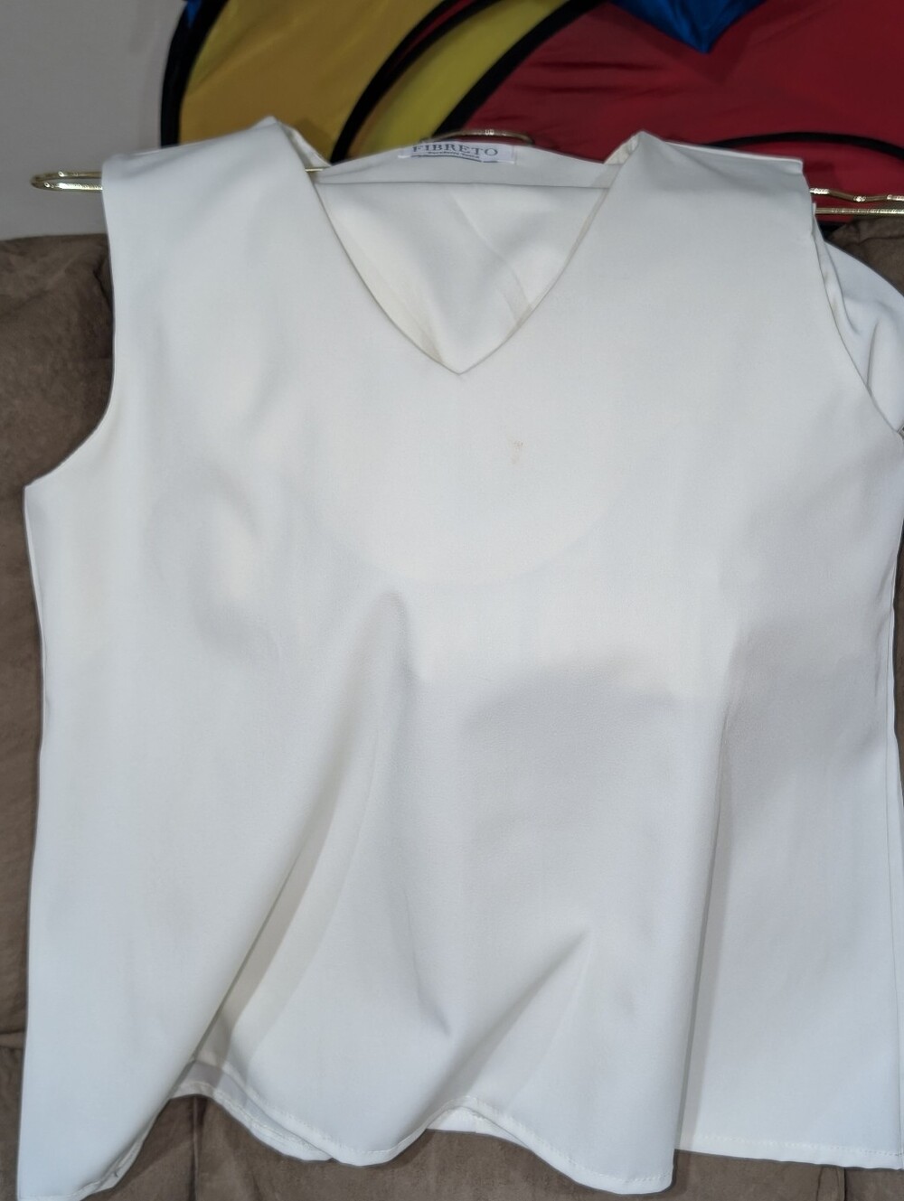 Classic V-Neck Sleeveless Women’s Top And Shorts